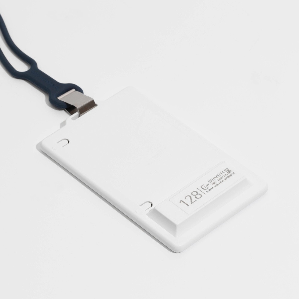 아이리버 OTG USB 메모리 &amp; 아이디/크레딧카드 홀더 NID-USB OTG(2)